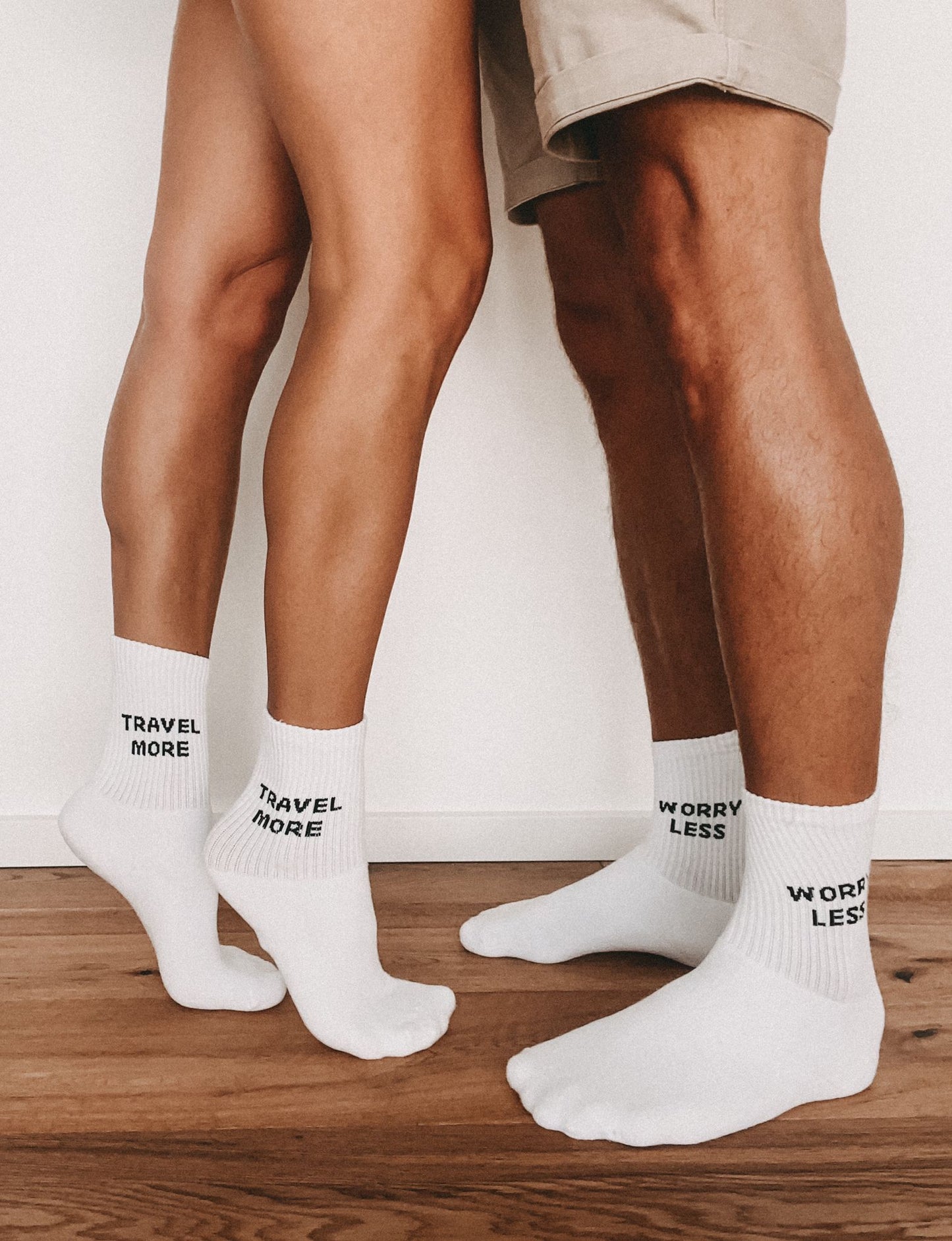 Travel Couple Bundle | 2x TRAVEL MORE WORRY LESS -  Premium Socken
